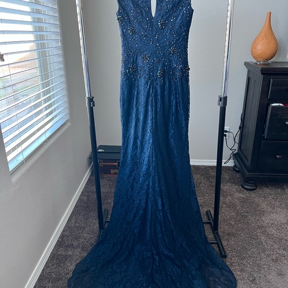 Tony bowls evenings gown - Picture 3 of 6